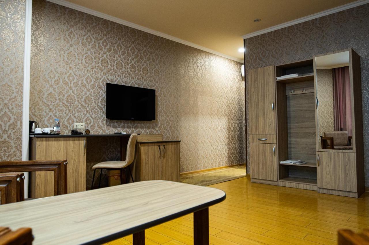 Inga Hotel Jerevan Eksteriør billede