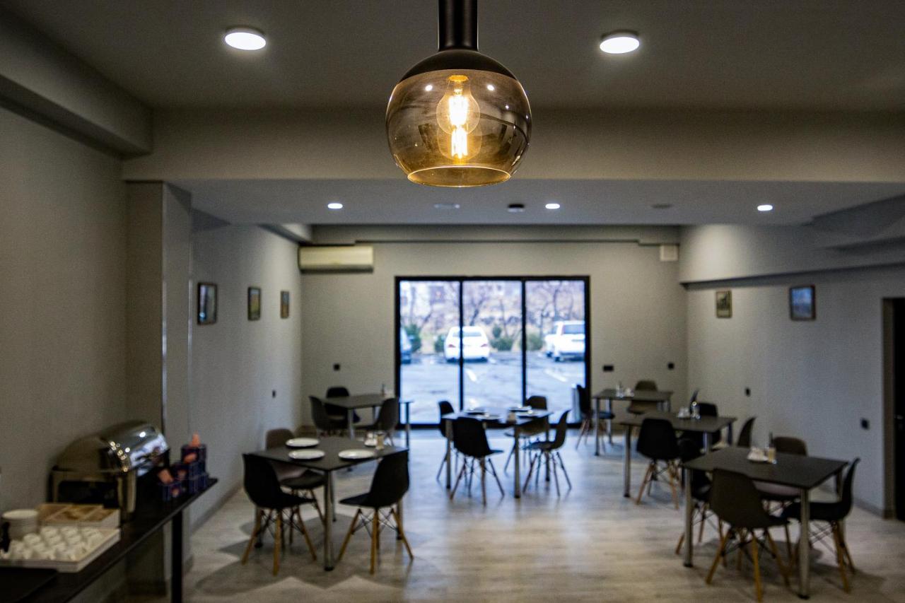 Inga Hotel Jerevan Eksteriør billede