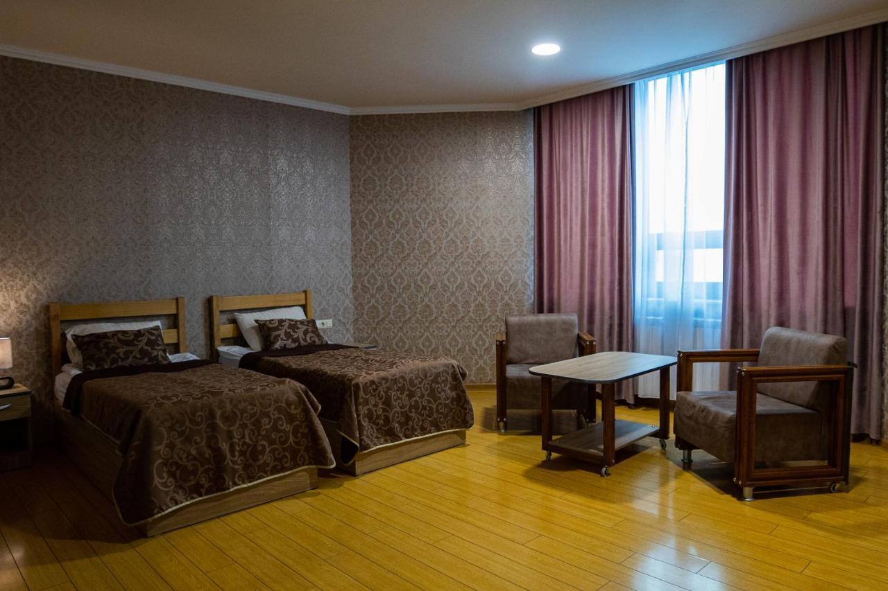 Inga Hotel Jerevan Eksteriør billede