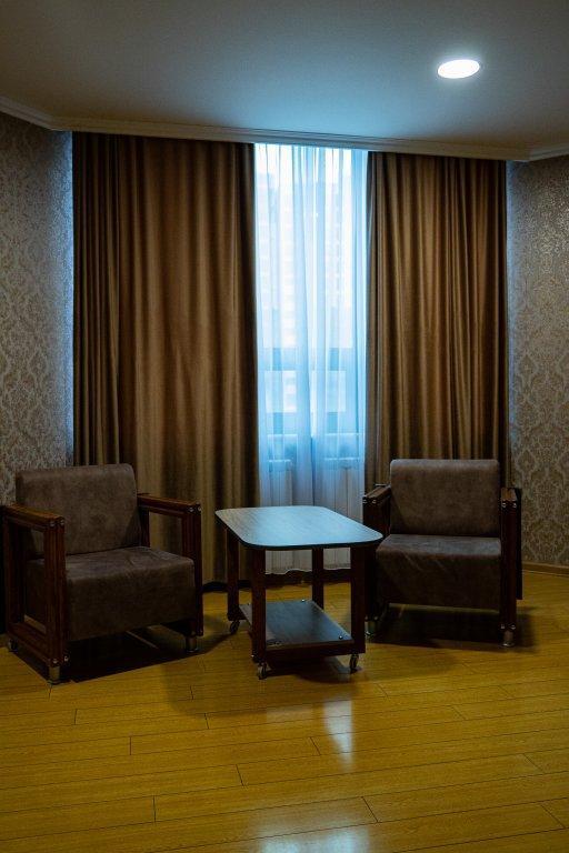 Inga Hotel Jerevan Eksteriør billede